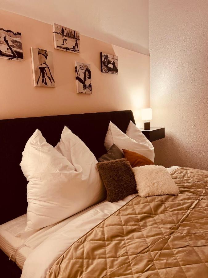 Charmante Ferienwohnung In Dresden Striesen - Frau Pie Appartement Esterno foto