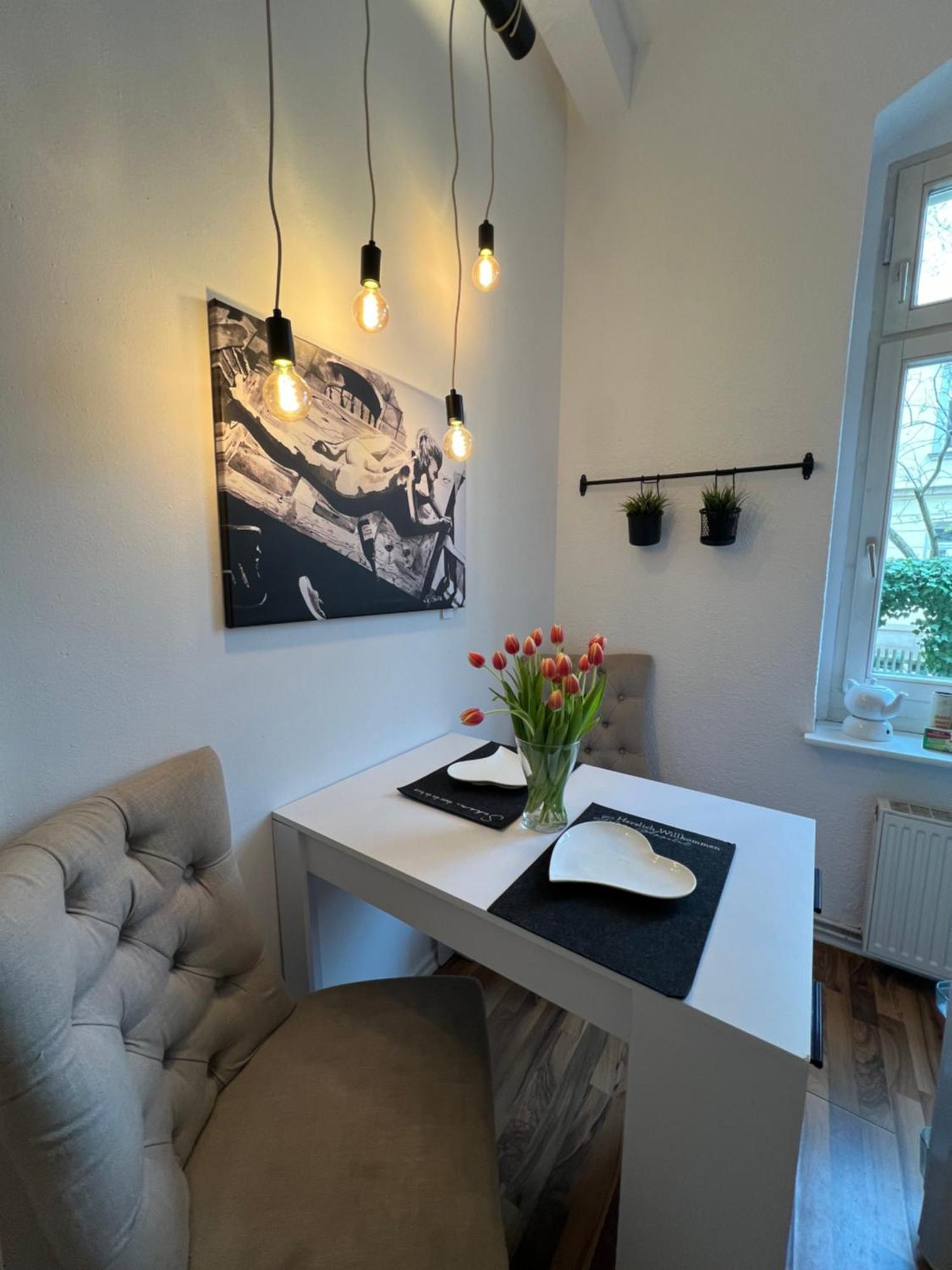 Charmante Ferienwohnung In Dresden Striesen - Frau Pie Appartement Esterno foto